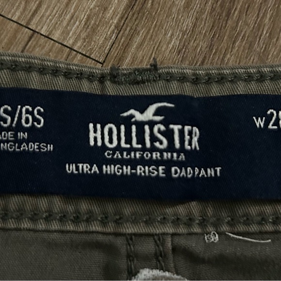 Ultra High-Rise Cargo Pants - Picture 4 of 4